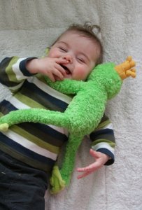 De 2 prinsjs aan het knuffelen...aaahhh