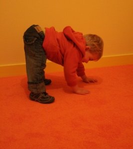 "Aaaai...aai...Wat is 't lekker sag!"