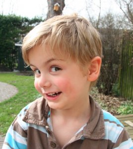 "Tadaaa! Scheel he?"